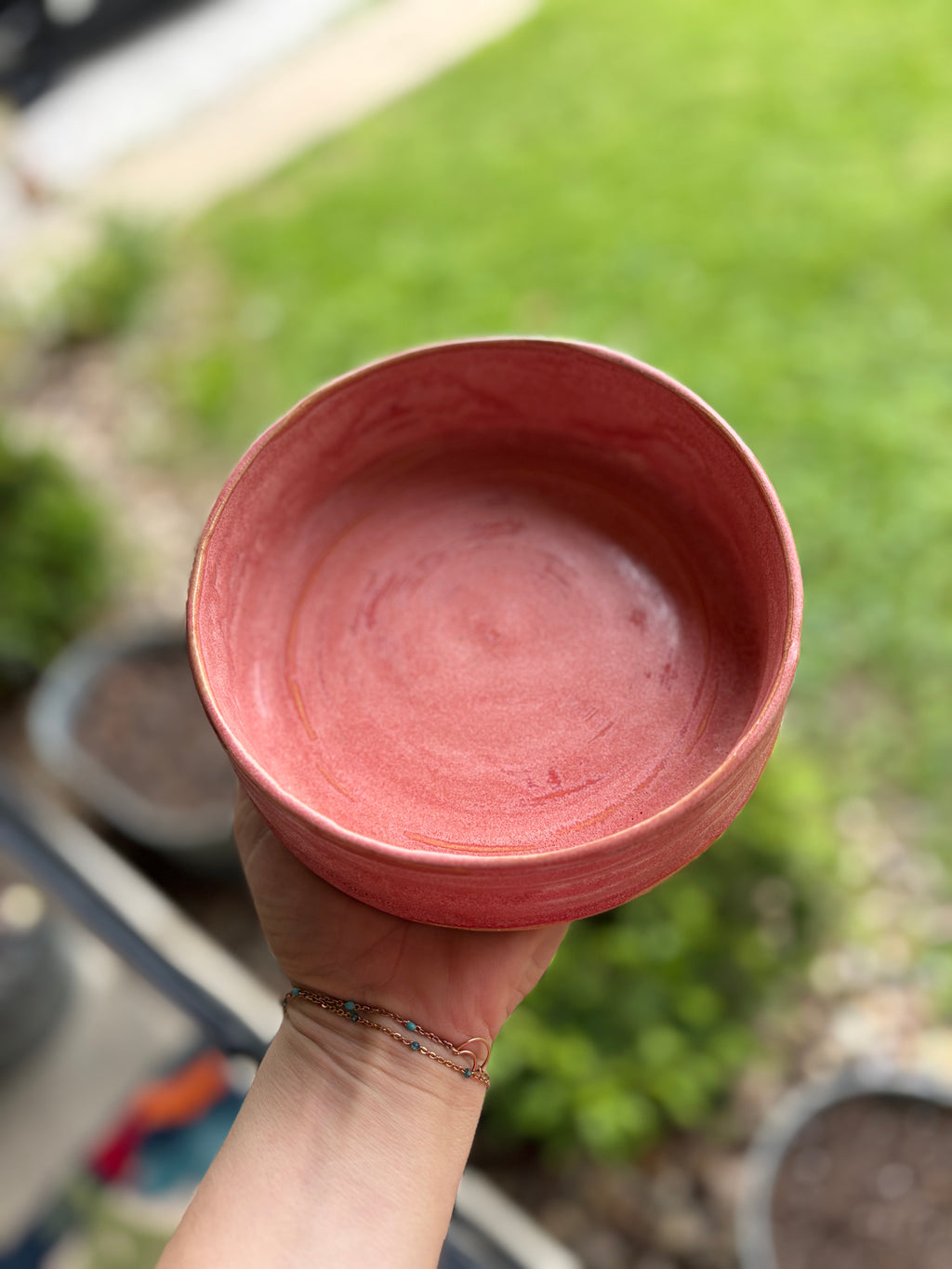 Food/water bowl